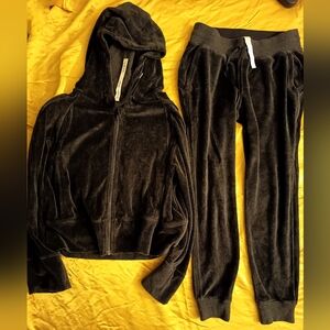 Lululemon Black Tracksuit Women’s Sz 6 - Hoodie Sz Med Extra Baggy Hood & Pants